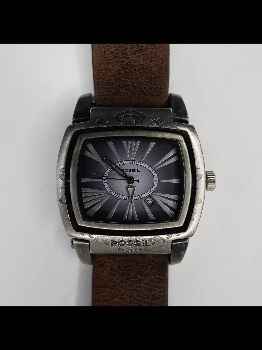 Vintage Fossil JR 9413 Flip Wide Leather Cuff Strap Day Date 36mm Watch Runs